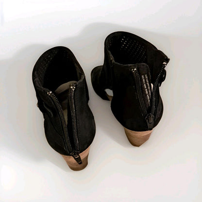 Earth Ivy Sahara Black Suede Lazer-Cut Bootie Casual Heels